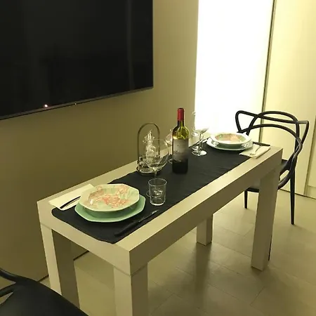 Incantevole Monolocale Con Giardino Apartment